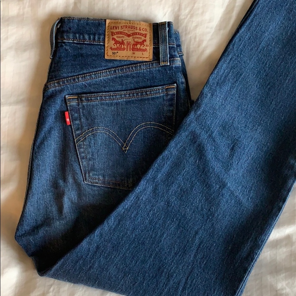 Levi’s 501 Blue straight leg jeans